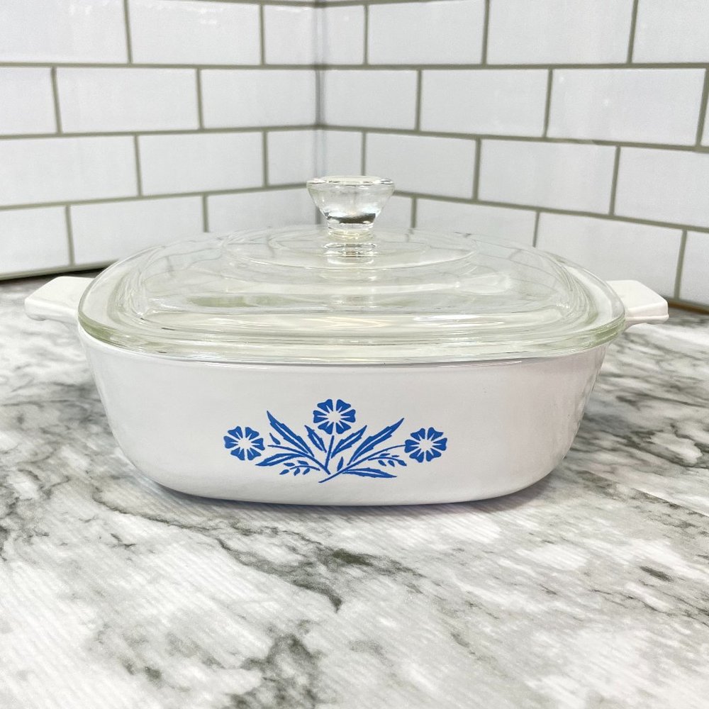 Vintage Corning Ware Blue Cornflower 1 Qt P-1-B USA Casserole Dish with Lid